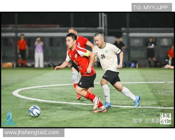 足球明星聚餐精彩瞬间视频分享让你领略他们的饮食风采与生活乐趣